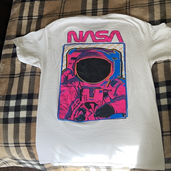 🔥🔥NASA SHIRT🔥🔥 - Picture 2 of 5